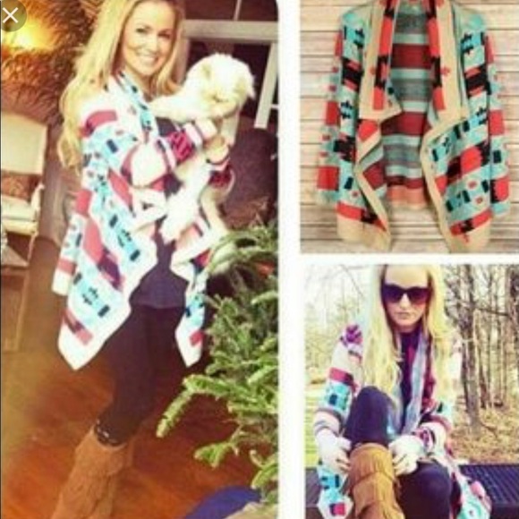 Kate Collection Aztec Cardigan Medium - Picture 4 of 4